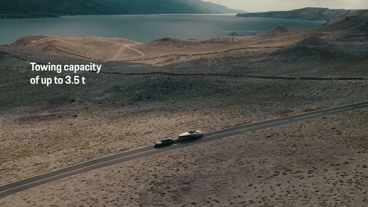 Porsche Cayenne Electric 01:25.000